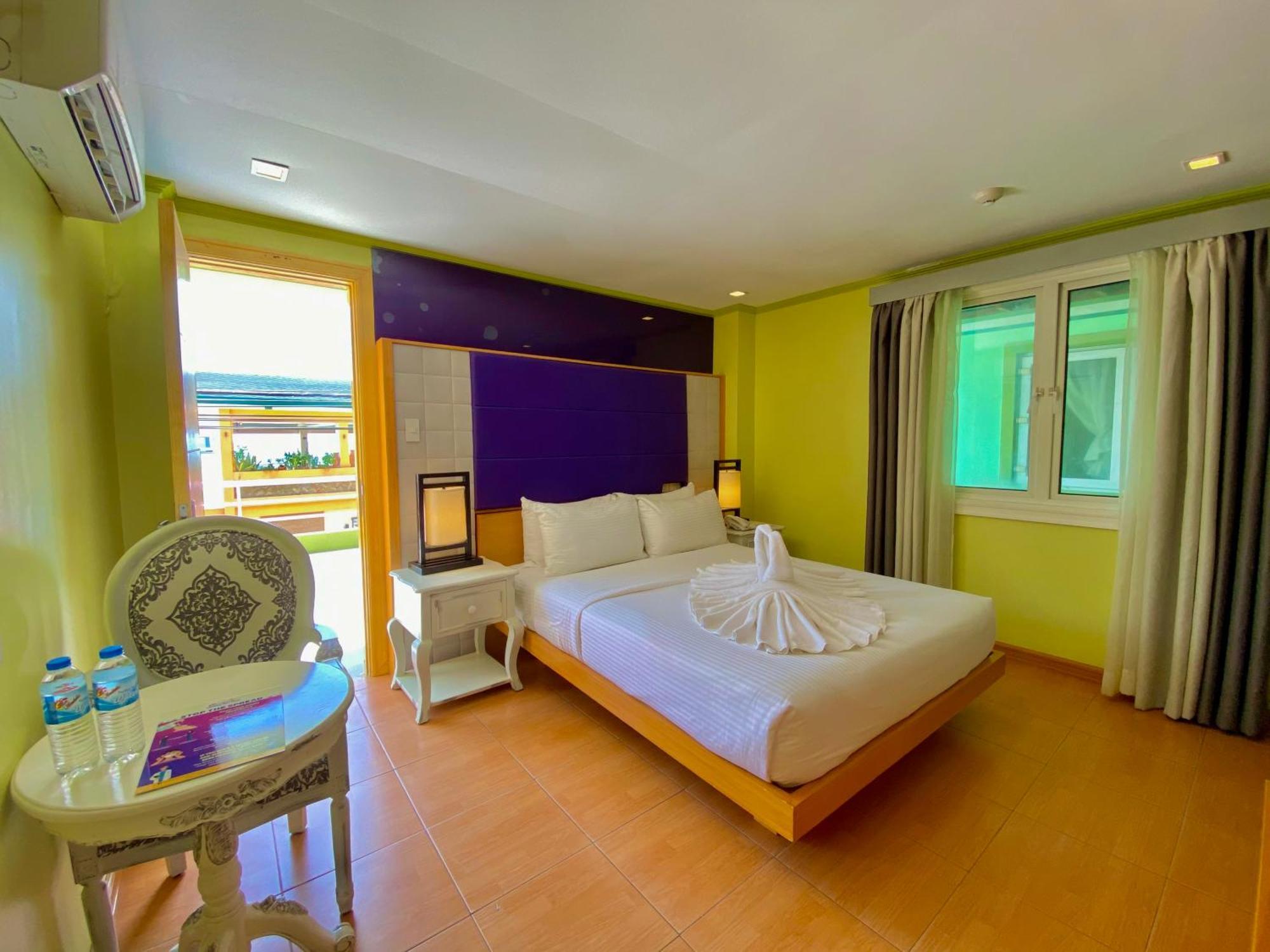 Shore Time Hotel Boracay Balabag  Exterior photo