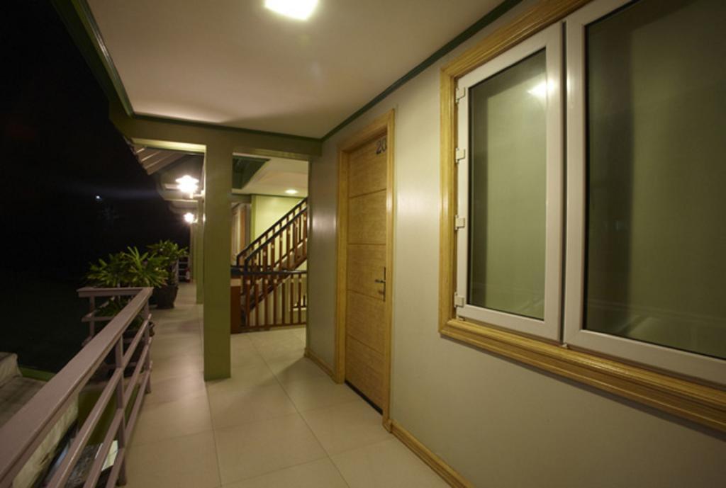 Shore Time Hotel Boracay Balabag  Exterior photo