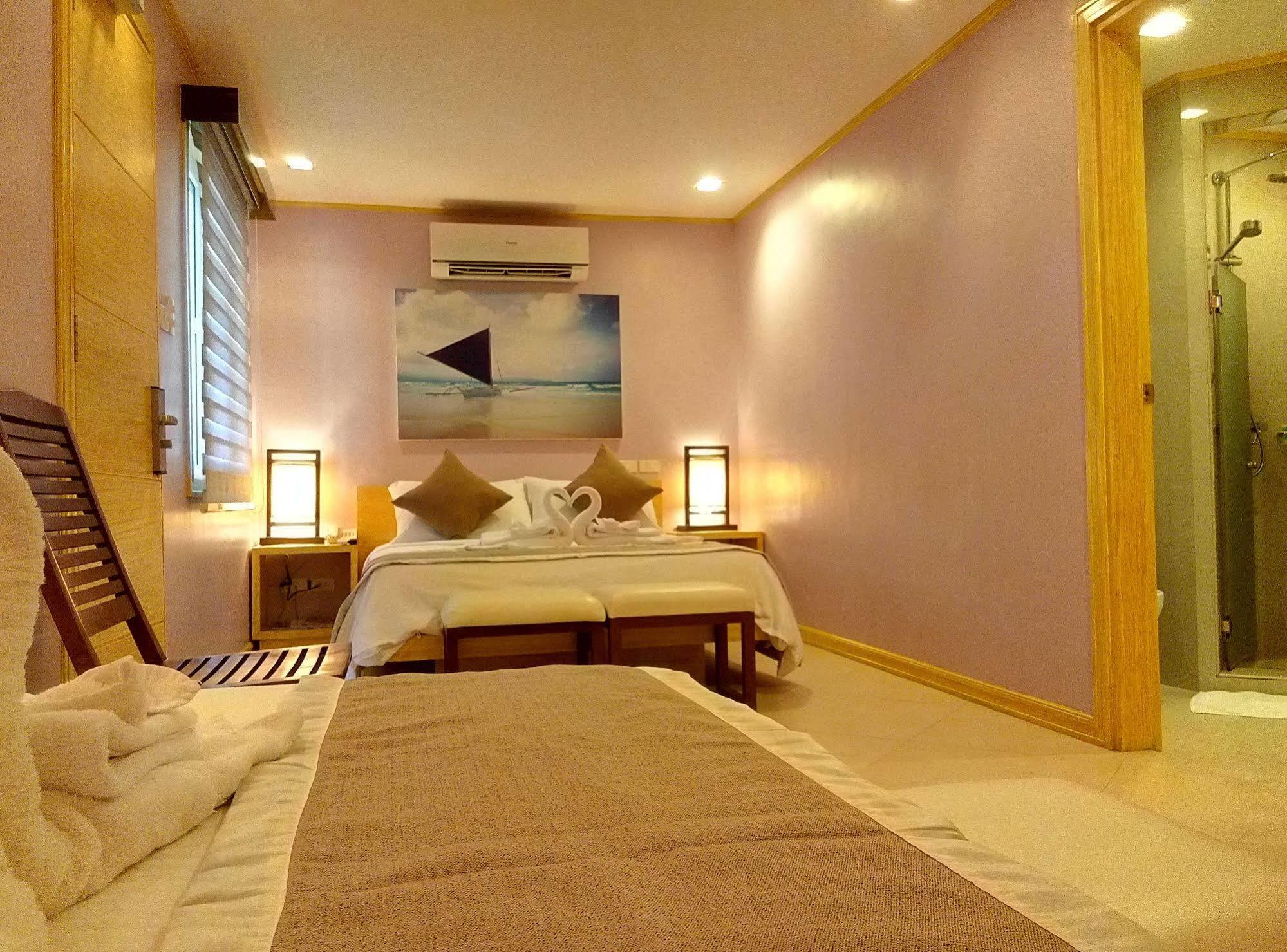 Shore Time Hotel Boracay Balabag  Exterior photo